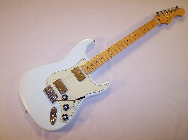 Blacktop Stratocaster HH Picture 1
